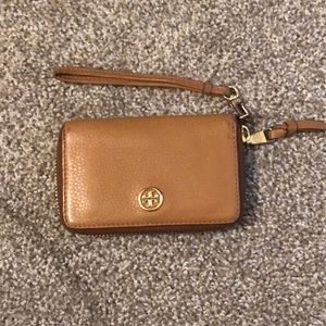 Authentic Tory Burch Tan Wristlet 3inx5in